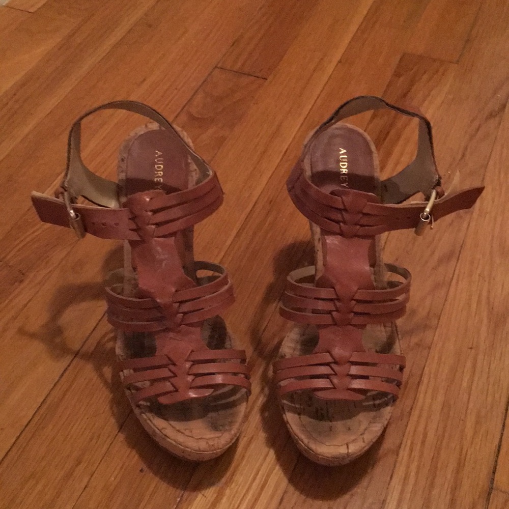 Audrey brooke wedges